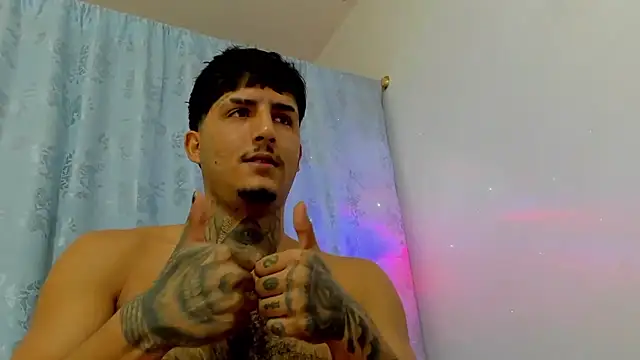 Snapshot of Lord_Luciferhot_Dirty666 chatting on 01.11.26 Lord Luciferhot Dirty666 online show from 01.11.26