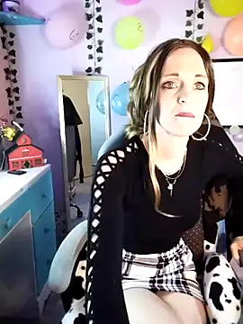 Purple2StayThnxx online show from 09.29.25