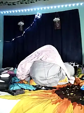 Purple2StayThnxx online show from 11.07.25