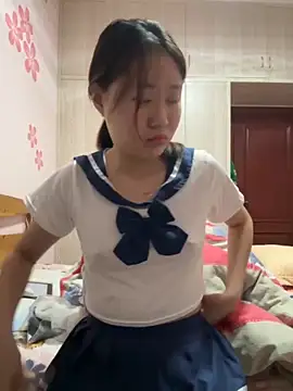 Snapshot of CoCo-s chatting on 11.05.25 CoCo-s online show from 11.05.25