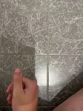 Snapshot of Horny_boy118 chatting on 11.21.25 Horny boy118 online show from 11.21.25