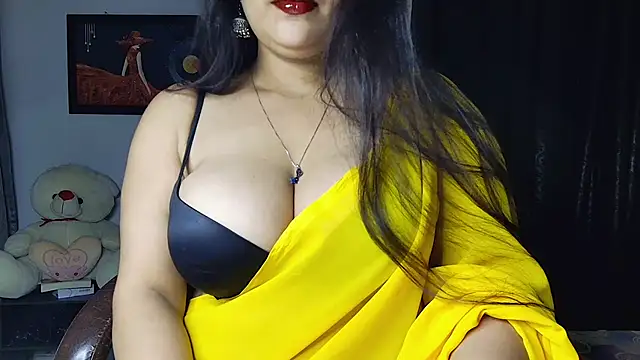Snapshot of MissNasha chatting on 07.30.26 MissNasha online show from 07.30.26