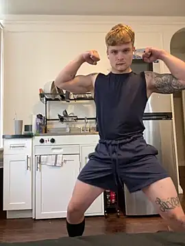 Snapshot of King_Kev_ chatting on 10.08.25 King Kev online show from 10.08.25