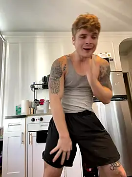 Snapshot of King_Kev_ chatting on 10.22.25 King Kev online show from 10.22.25