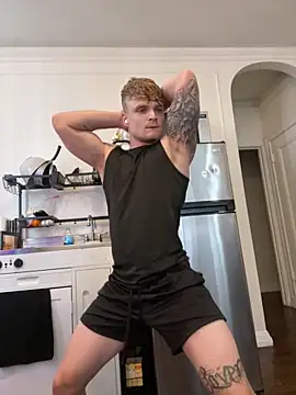 Snapshot of King_Kev_ chatting on 11.11.25 King Kev online show from 11.11.25