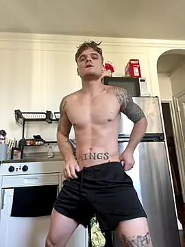 Snapshot of King_Kev_ chatting on 11.23.25 King Kev online show from 11.23.25