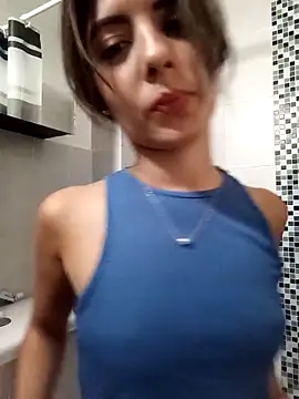 Snapshot of BlaireParker chatting on 09.10.25 BlaireParker online show from 09.10.25