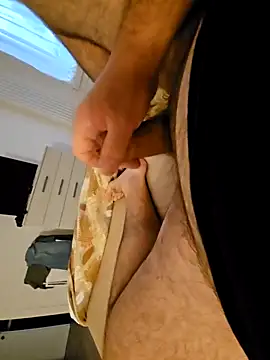 Snapshot of Dany2150 chatting on 11.29.25 Dany2150 online show from 11.29.25