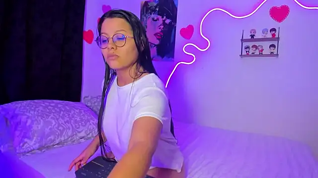 Dilan and Mia online show from 04.23.26