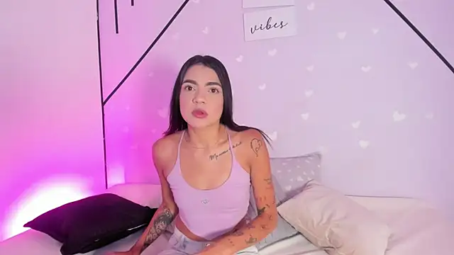 MiahCornell  online show from 03.12.26