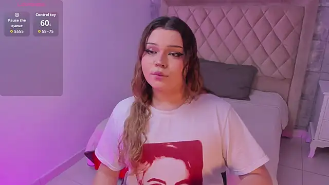 Maxxxine1 online show from 09.18.25