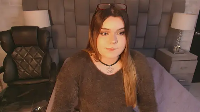 Maxxxine1 online show from 11.05.25