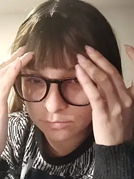 Snapshot of Aurora_blaack chatting on 10.28.25 Aurora blaack online show from 10.28.25