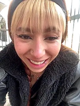 Sallem Pink online show from 01.08.26