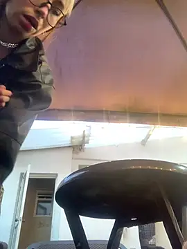 Sallem Pink online show from 02.06.26