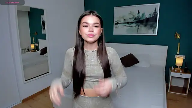 HollisHearl online show from 09.12.25