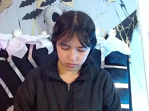 malejahotcs01 online show from 10.29.25