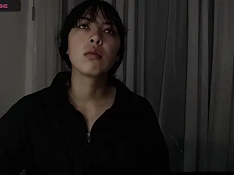 malejahotcs01 online show from 11.13.25