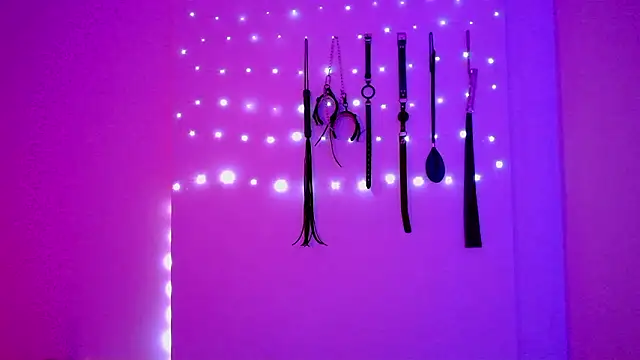 Snapshot of nina_kink chatting on 03.06.26 nina kink online show from 03.06.26