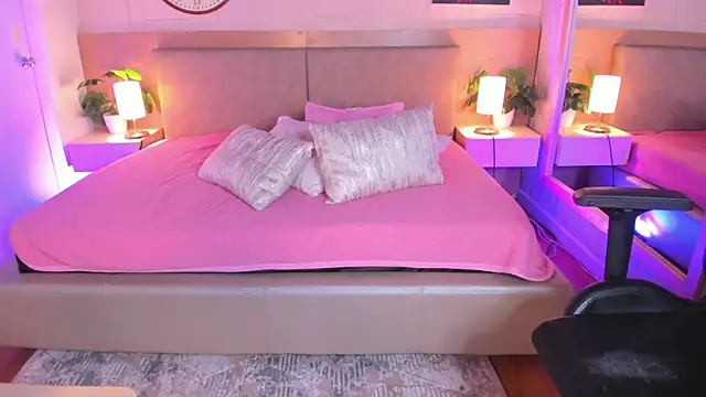 Meloddy Rose online show from 09.16.25