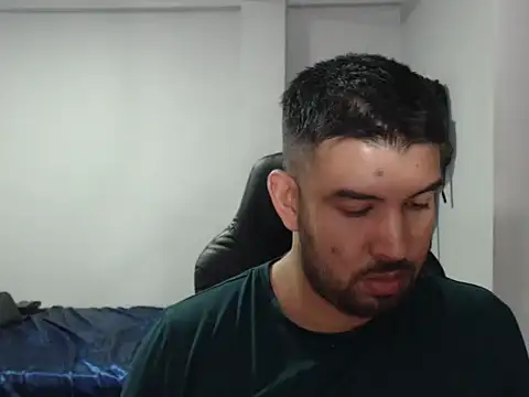 Snapshot of Axel11113 chatting on 09.16.25 Axel11113 online show from 09.16.25