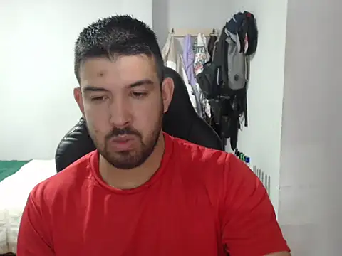 Snapshot of Axel11113 chatting on 11.10.25 Axel11113 online show from 11.10.25