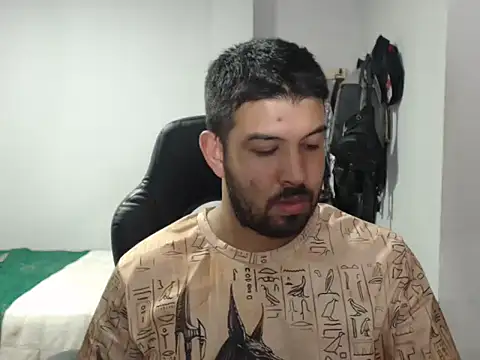 Snapshot of Axel11113 chatting on 11.23.25 Axel11113 online show from 11.23.25