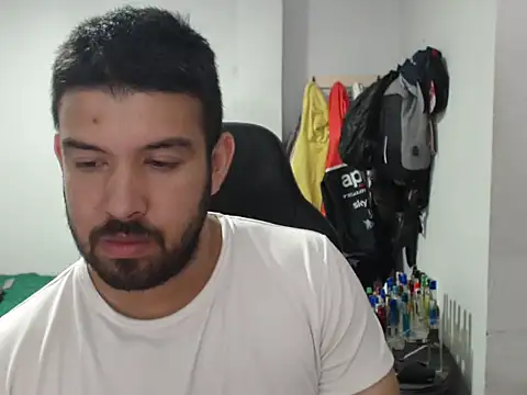 Snapshot of Axel11113 chatting on 11.26.25 Axel11113 online show from 11.26.25