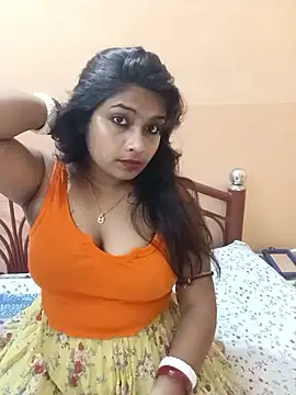 Snapshot of Naughty-Chaaya chatting on 10.16.25 Naughty-Chaaya online show from 10.16.25