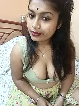 Snapshot of Naughty-Chaaya chatting on 10.17.25 Naughty-Chaaya online show from 10.17.25