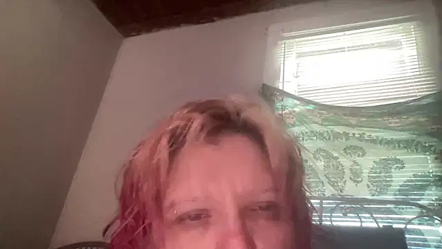 g0lden are0las89 online show from 06.10.26