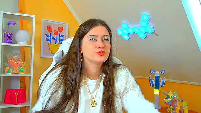 JessicaJewells online show from 04.21.26