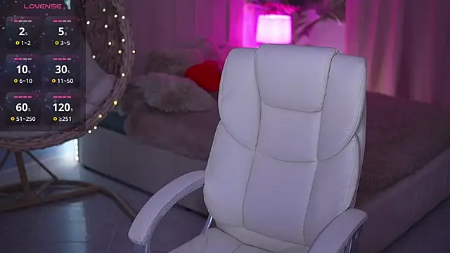 TinaMelt online show from 03.08.26