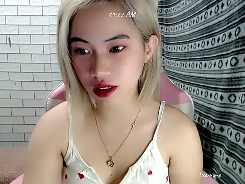 Rainea149 online show from 10.26.25