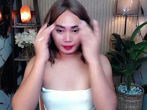 Snapshot of sluttyprincess0 chatting on 02.10.26 sluttyprincess0 online show from 02.10.26