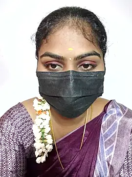 Snapshot of Tamil_Princess12 chatting on 01.08.26 Tamil Princess12 online show from 01.08.26