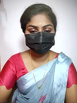 Snapshot of Tamil_Princess12 chatting on 02.27.26 Tamil Princess12 online show from 02.27.26