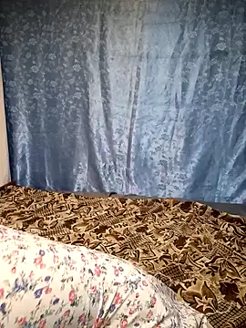 evavip8 online show from 10.18.25