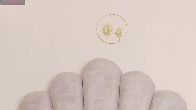 emma-conti2 online show from 04.23.26