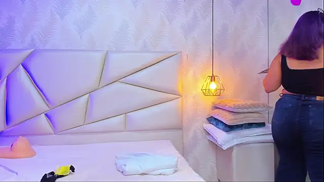 lulukawai16 online show from 09.15.25