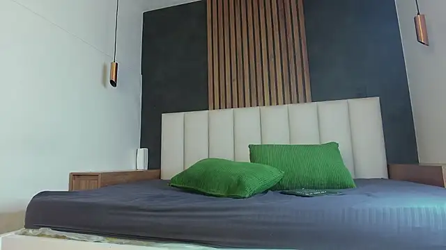 RiriiBrunette   online show from 02.12.26