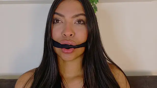 RiriiBrunette   online show from 04.30.26