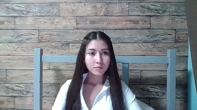 Virginia Hicks online show from 10.02.25