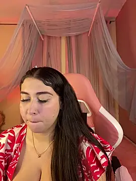 Valerie perez  online show from 04.22.26