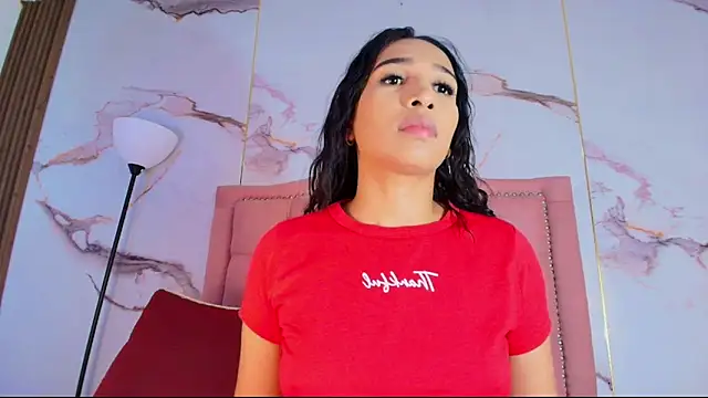 AlyaThompson online show from 06.12.26