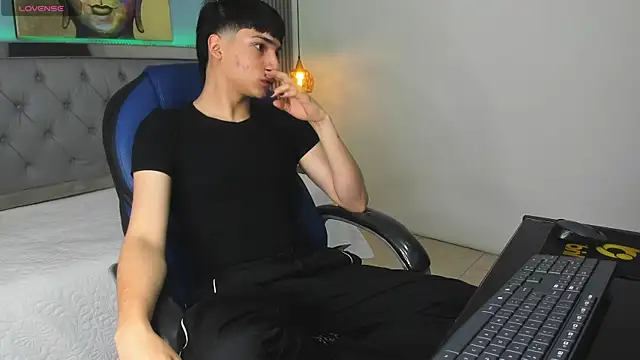 SamBlack  online show from 06.23.26
