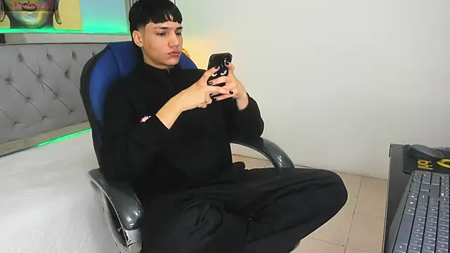 SamBlack  online show from 06.24.26