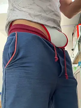 Snapshot of Terra-22cm chatting on 02.20.26 Terra-22cm online show from 02.20.26