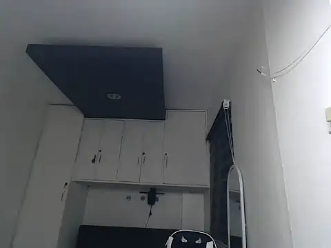 eattmebabyy online show from 04.23.26
