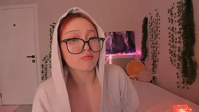 yuna loon online show from 12.05.25